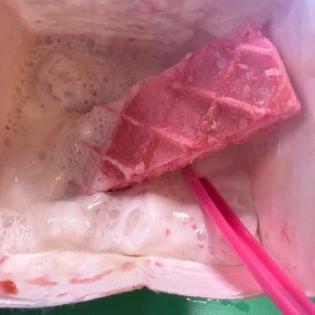 La Michoacana Plus - Santa Rosa - Fresas con crema pinche gente mal educada - Ice Cream & Frozen Yogurt Near Me - Santa Rosa, California