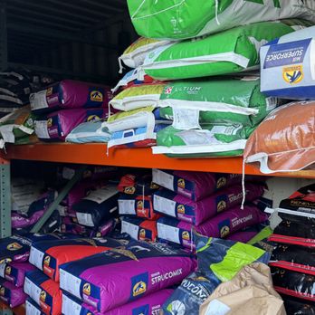 Damoor's Feed & Tack - equine feed - Pet Stores Near Me - Burbank, California Damoor's Feed & Tack - equine feed - Pet Stores Near Me - Burbank, California