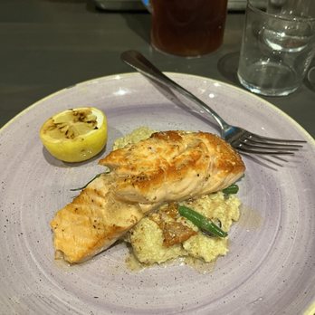Makers Union - Hickory House Smoked Salmon - Pubs Near Me - Reston, Virginia Makers Union - Hickory House Smoked Salmon - Pubs Near Me - Reston, Virginia