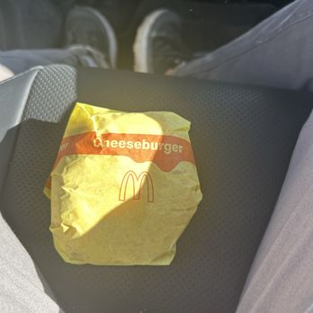McDonald's - Cheeseburger - Fast Food Near Me - Cheboygan, Michigan McDonald's - Cheeseburger - Fast Food Near Me - Cheboygan, Michigan