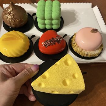 Tisto Cakes - Desserts Near Me - Edmonton, Alberta