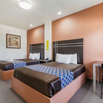 LightHouse Inn - Lighthouse Inn - Standard Queen Room - Hotels Near Me - South Padre Island, Texas LightHouse Inn - Lighthouse Inn - Standard Queen Room - Hotels Near Me - South Padre Island, Texas