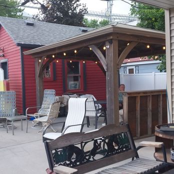 Hoppy Girl Brewing - More patio - Brewpubs Near Me - Wabasha, Minnesota Hoppy Girl Brewing - More patio - Brewpubs Near Me - Wabasha, Minnesota