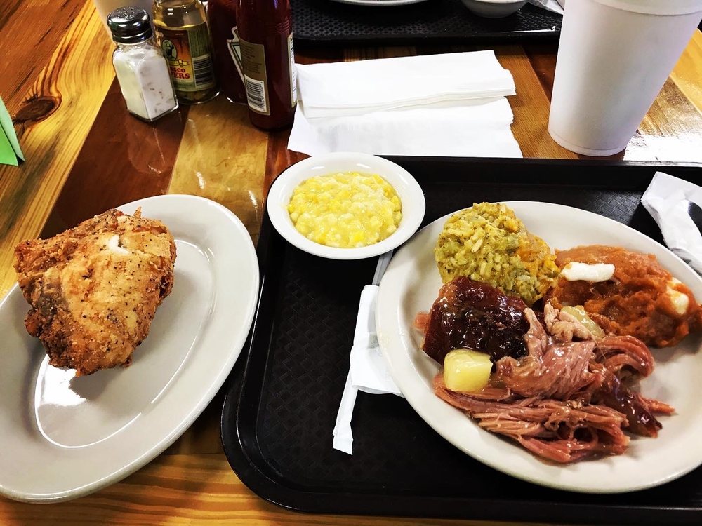 OIL LAMP RESTAURANT 35 Photos & 98 Reviews 401 General Courtney