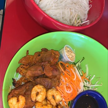 Pho Saigon - Pho on top. Vermicelli on the bottom - Vietnamese Near Me - Catonsville, Maryland