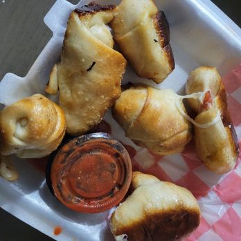 Munchy’s Pizza & Wings - Pepperoni rolls - Pizza Near Me - Deerfield Beach, Florida Munchy’s Pizza & Wings - Pepperoni rolls - Pizza Near Me - Deerfield Beach, Florida