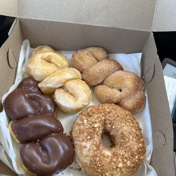 Monarch Donuts - Donuts Near Me - Arcadia, California Monarch Donuts - Donuts Near Me - Arcadia, California