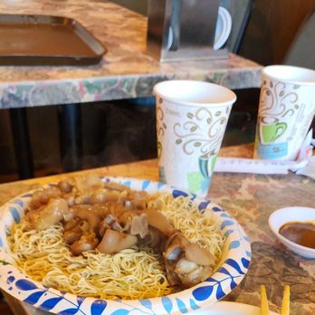 Hong Kong Noodle House - Gabes pig feet and beef tendon noodle - Cantonese Near Me - Honolulu, Hawaii Hong Kong Noodle House - Gabes pig feet and beef tendon noodle - Cantonese Near Me - Honolulu, Hawaii
