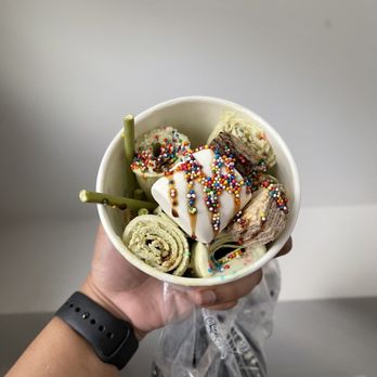 Ten Cafe - Matcha lady - Bubble Tea Near Me - Chicago, Illinois