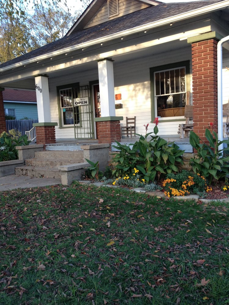 VILLAGE VETERINARY CARE Updated September 2024 600 N Central Ave