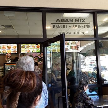 Asian Mix - It's not uncommon to stand in a line 6+deep around lunch time - Fast Food Near Me - Honolulu, Hawaii Asian Mix - It's not uncommon to stand in a line 6+deep around lunch time - Fast Food Near Me - Honolulu, Hawaii