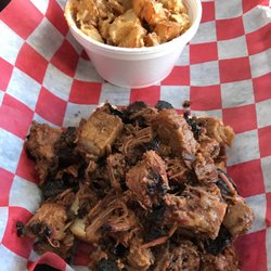 10-42 Bar & Que