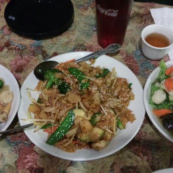 Tao Garden - (L to R)Rainbow tofu, sinagpore chow fun, and moms seafood dish - Chinese Near Me - Chandler, Arizona Tao Garden - (L to R)Rainbow tofu, sinagpore chow fun, and moms seafood dish - Chinese Near Me - Chandler, Arizona