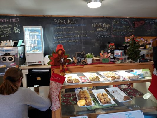 Nonie's Restaurant & Bakery by null