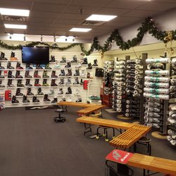 Willi's Ski & Snowboard Shops