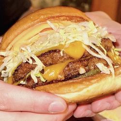 JJ’s Southern Vegan - Double smash burger
