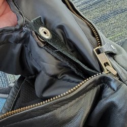 Papa's Leather - What the lining is "supposed to" look like