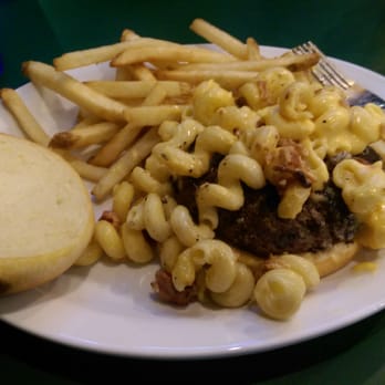 Gator's Dockside Murabella - Mac Bacon Burger - Sports Bars Near Me - Saint Augustine, Florida Gator's Dockside Murabella - Mac Bacon Burger - Sports Bars Near Me - Saint Augustine, Florida