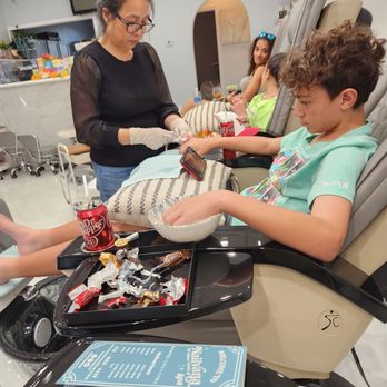 Nailvana Spa - Nail Salons Near Me - Midland, Texas