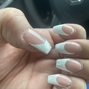 2Q Nails & Spa - Nail Salons Near Me - Elgin, Illinois