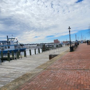 Waterside District - Sports Bars Near Me - Norfolk, Virginia Waterside District - Sports Bars Near Me - Norfolk, Virginia