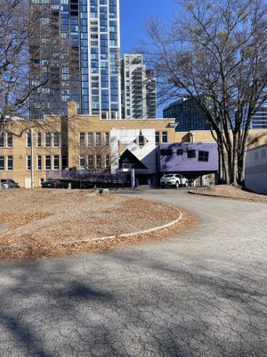 Center For Puppetry Arts by null