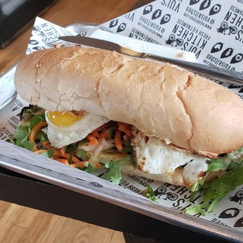 Vui's Kitchen - Bahn Mi - vegetarian with fried egg - Vegan Near Me - Nashville, Tennessee