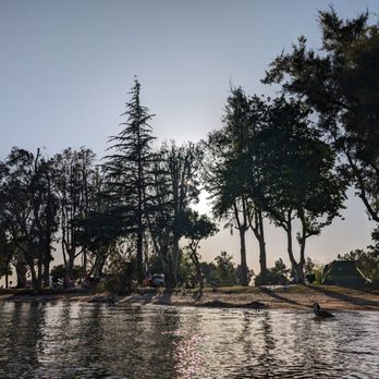 Woodward Reservoir - View of campsite from the water - Boating Near Me - Oakdale, California Woodward Reservoir - View of campsite from the water - Boating Near Me - Oakdale, California