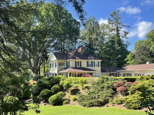 The Yellow House On Plott Creek Road by null
