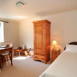 Yeovil Court Hotel - Single room
