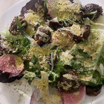Four Twenty Five by Jean-Georges - Market Lettuces - American Near Me - New York, New York Four Twenty Five by Jean-Georges - Market Lettuces - American Near Me - New York, New York