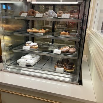 Emma’s Patisserie - Donut case - Patisserie/Cake Shop Near Me - Ocala, Florida Emma’s Patisserie - Donut case - Patisserie/Cake Shop Near Me - Ocala, Florida