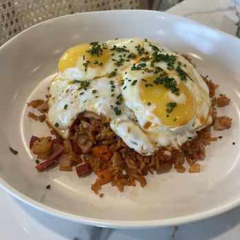 Middle Child - Chorizo crispy fried rice - Breakfast & Brunch Near Me - Las Vegas, Nevada Middle Child - Chorizo crispy fried rice - Breakfast & Brunch Near Me - Las Vegas, Nevada