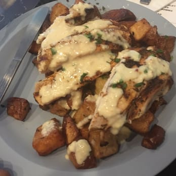 Dr Grubb's - Blackened chicken with garlic aioli sauce with a side of potatoes - American Near Me - Claremont, California