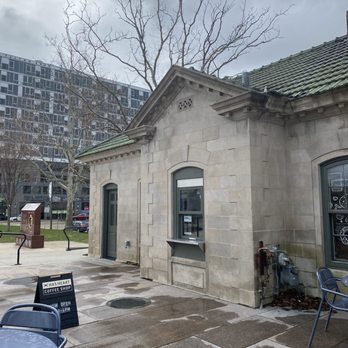 Has Heart - Outside - Coffee & Tea Near Me - Grand Rapids, Michigan