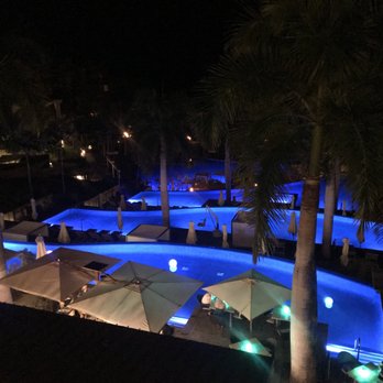 Lehua Lounge - Lounges Near Me - Kihei, Hawaii