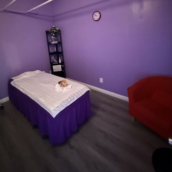 REFRESH MASSAGE - Updated September 2025 - 8415 Reseda Blvd