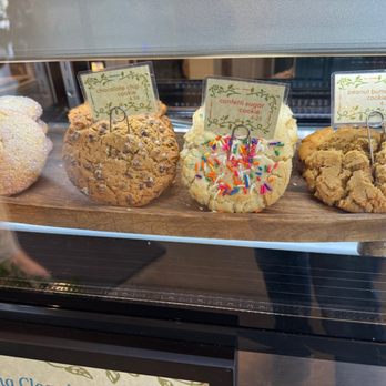 Idyll Coffee Roasters - Coffee Roasteries Near Me - Wauwatosa, Wisconsin