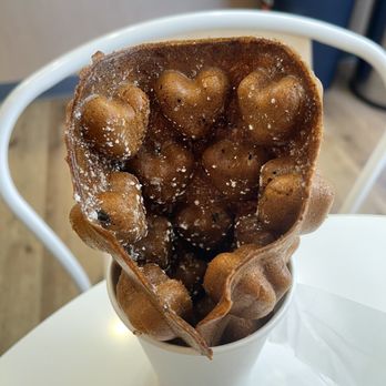 Mr. Green Bubble - Oreo bubble waffle - Taiwanese Near Me - San Mateo, California Mr. Green Bubble - Oreo bubble waffle - Taiwanese Near Me - San Mateo, California