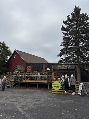 Saint Croix Vineyards by null