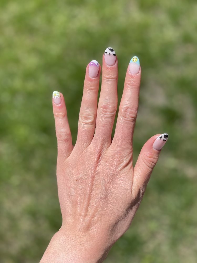 NAIL MONTAGE Updated September 2024 22 Photos & 43 Reviews 11656