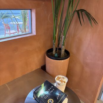 Leilo Coffee - Coffee & Tea Near Me - Culver City, California