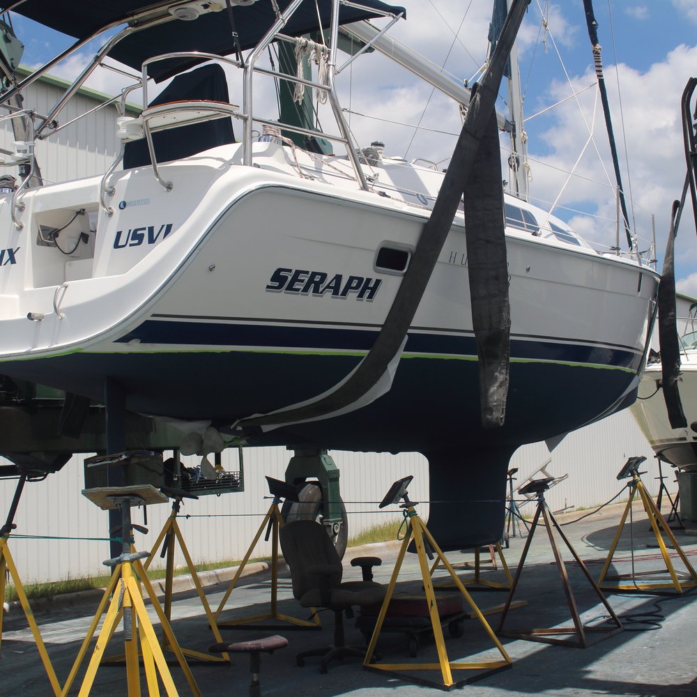 Platinum Marine is the best location of Lake Travis for bottom job, mechanical repairs, brokerage and fiberglass work.