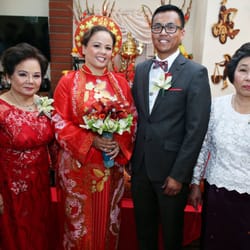 Makeup by Lucky - Thanks to Lucky's talented handiwork, I've never seen our moms look more beautiful than my wedding day.