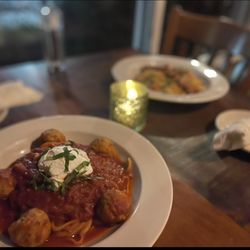 Julio's Wood Fired Pizza & Grill