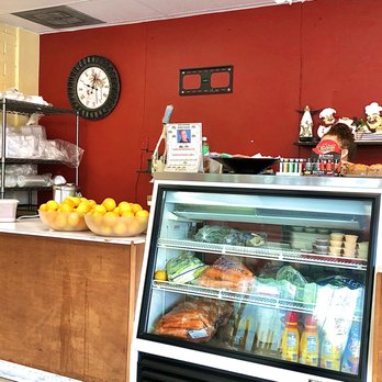 Courtyard Cafe - happy, clean and delicious smells wafting out of their kitchen - Cafes Near Me - Los Angeles, California