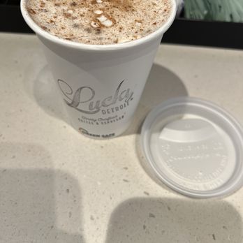 Lucky Detroit Coffee & Espresso - Dirty chai - Coffee & Tea Near Me - Grosse Pointe, Michigan