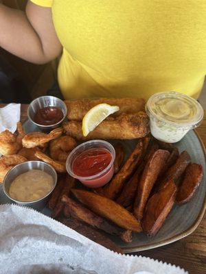 Russell's Seafood Grill by null