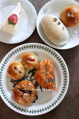 Moose Pastry & Tea by null