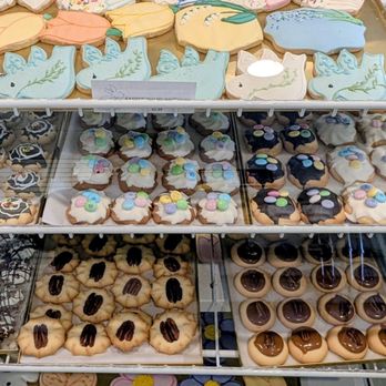 Oak Mill Bakery - Bakeries Near Me - Arlington Heights, Illinois